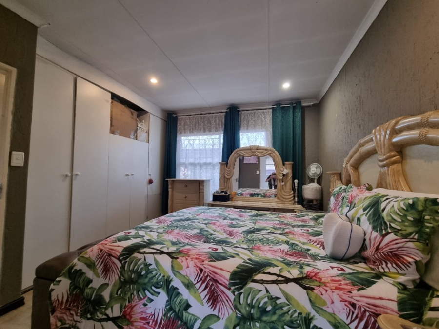 To Let 3 Bedroom Property for Rent in Buccleuch Gauteng