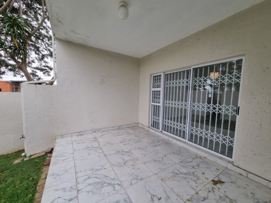 To Let  Bedroom Property for Rent in Illovo Gauteng