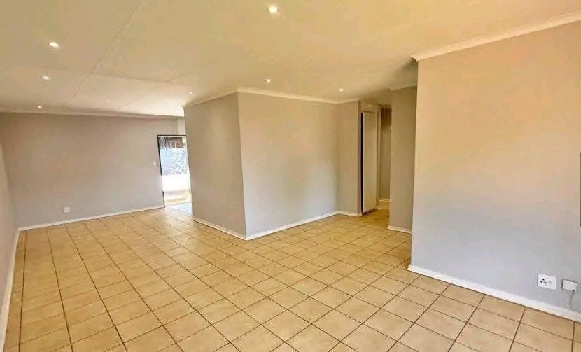 3 Bedroom Property for Sale in Doornpoort AH Gauteng