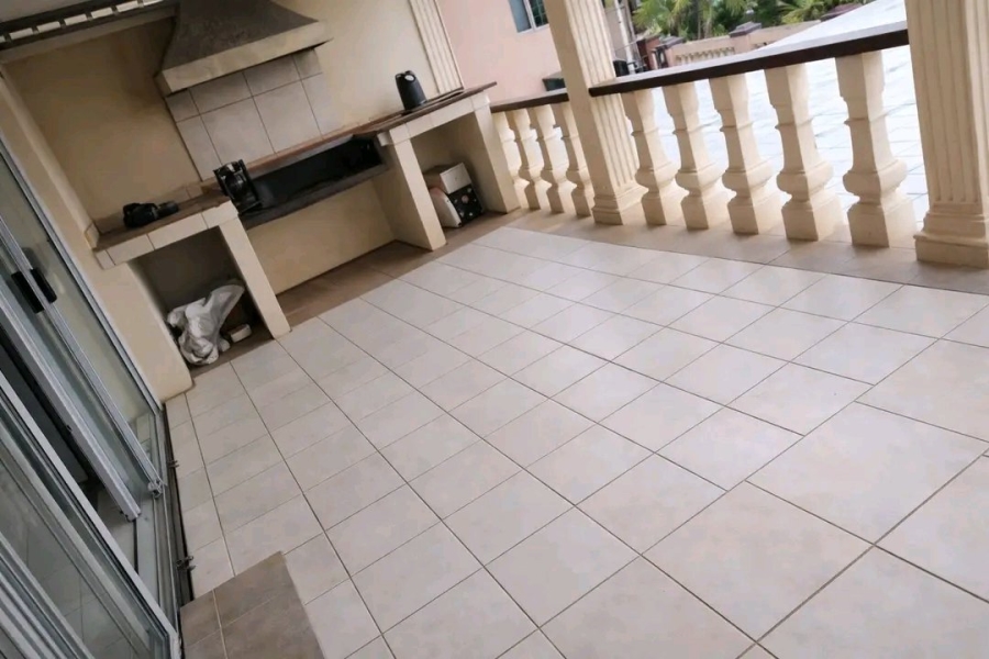  Bedroom Property for Sale in Amandasig Gauteng