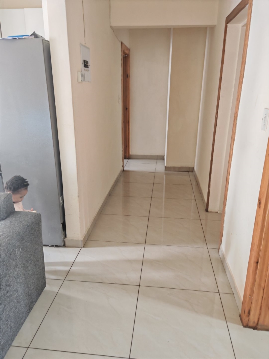 8 Bedroom Property for Sale in Observatory Gauteng