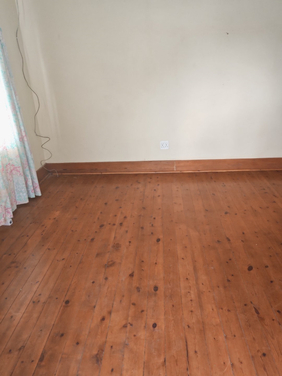 8 Bedroom Property for Sale in Observatory Gauteng