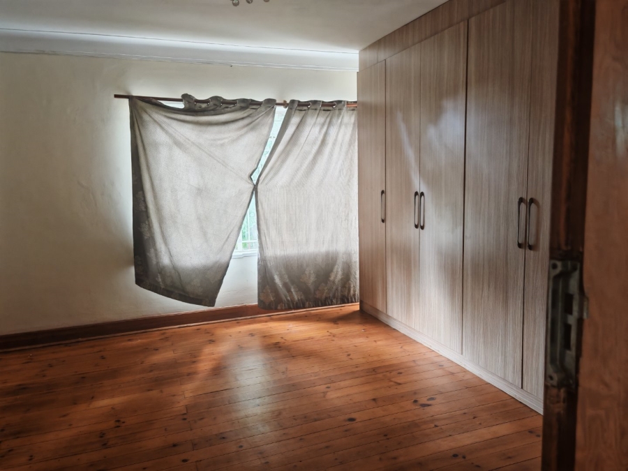 8 Bedroom Property for Sale in Observatory Gauteng