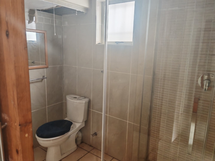 8 Bedroom Property for Sale in Observatory Gauteng