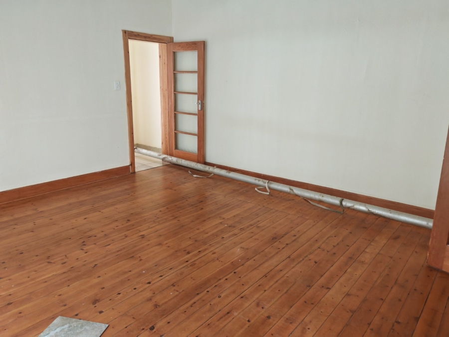 8 Bedroom Property for Sale in Observatory Gauteng