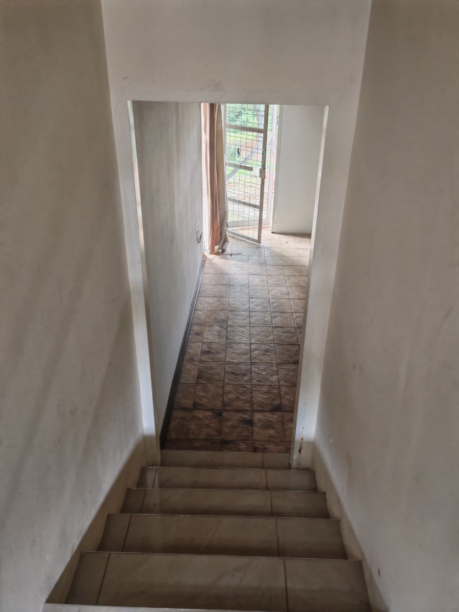 8 Bedroom Property for Sale in Observatory Gauteng