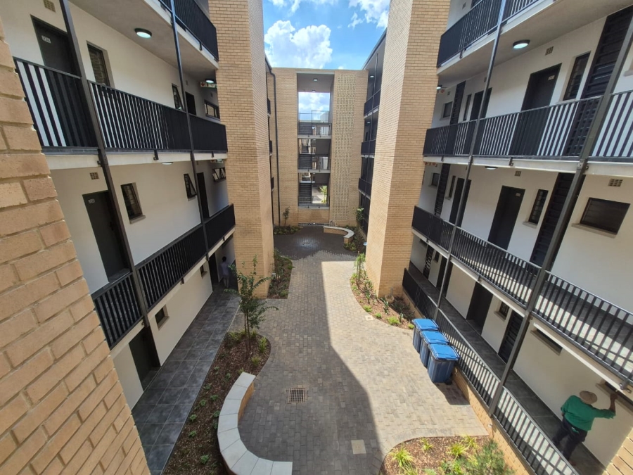 To Let 1 Bedroom Property for Rent in Elardus Park Gauteng