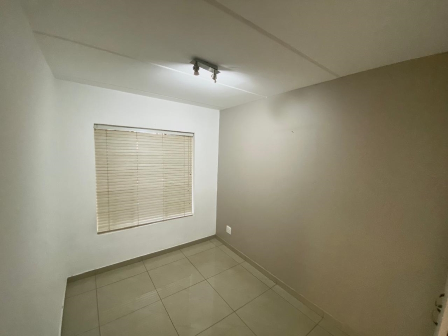 To Let 2 Bedroom Property for Rent in North Riding Gauteng