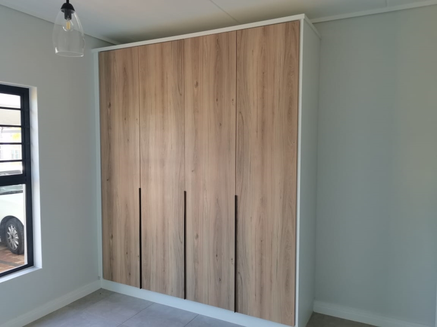 To Let 3 Bedroom Property for Rent in Waterfall Gauteng