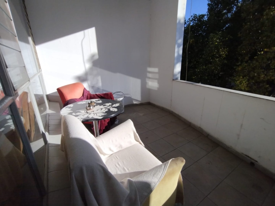 To Let 1 Bedroom Property for Rent in Parkview Gauteng