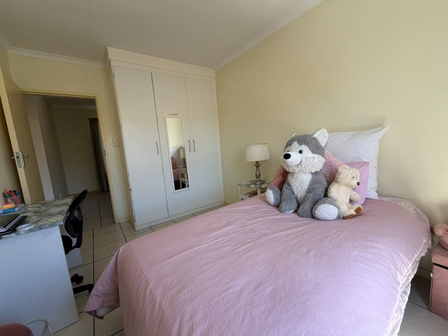 2 Bedroom Property for Sale in Highveld Gauteng