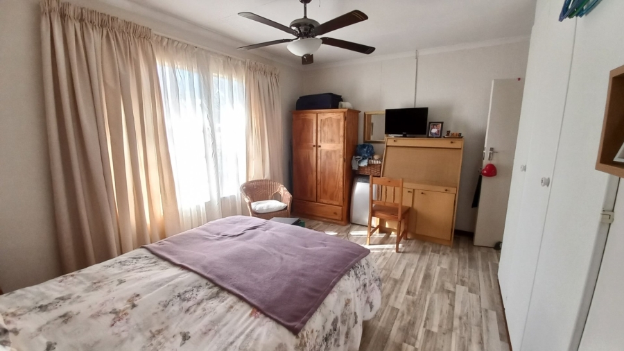 2 Bedroom Property for Sale in The Reeds Gauteng