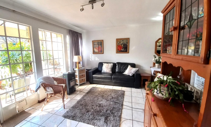 2 Bedroom Property for Sale in The Reeds Gauteng