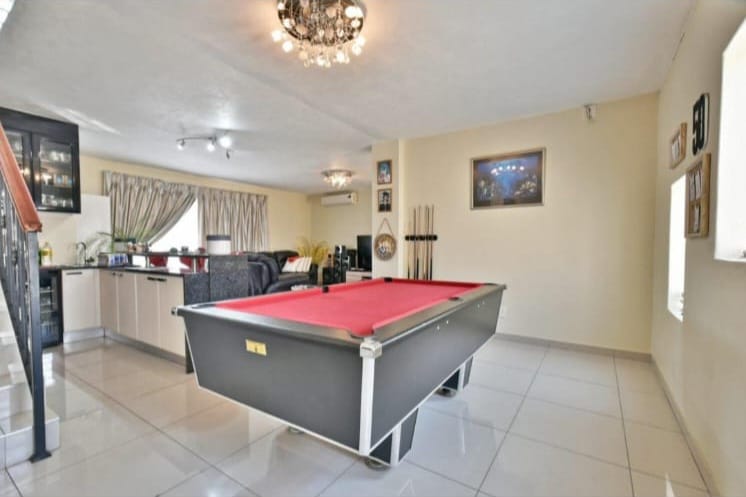 5 Bedroom Property for Sale in Elandspark Gauteng