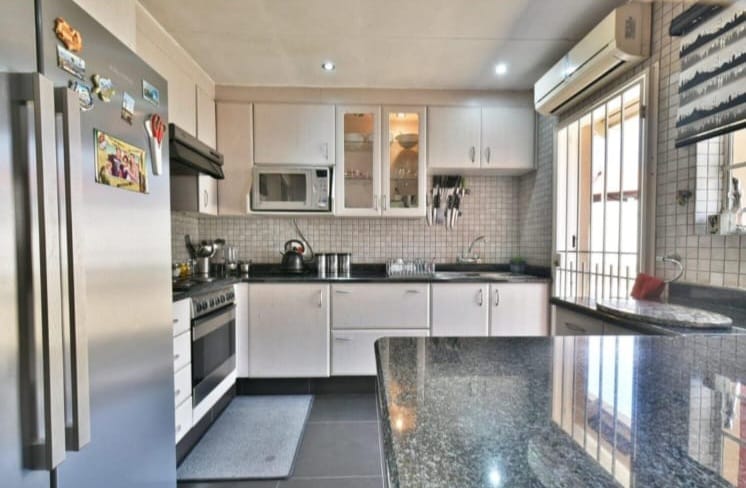 5 Bedroom Property for Sale in Elandspark Gauteng