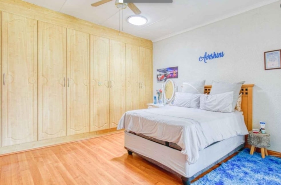 5 Bedroom Property for Sale in Elandspark Gauteng