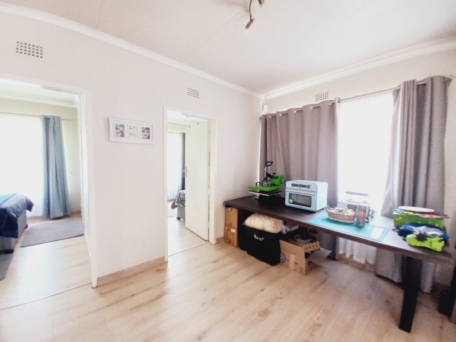 3 Bedroom Property for Sale in Eden Glen Gauteng