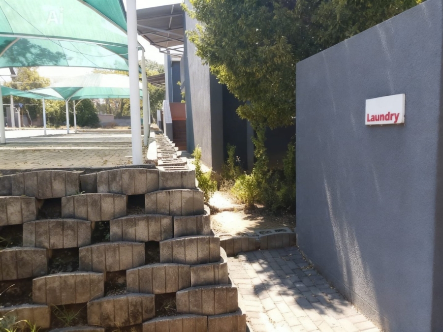 1 Bedroom Property for Sale in Glen Austin Gauteng