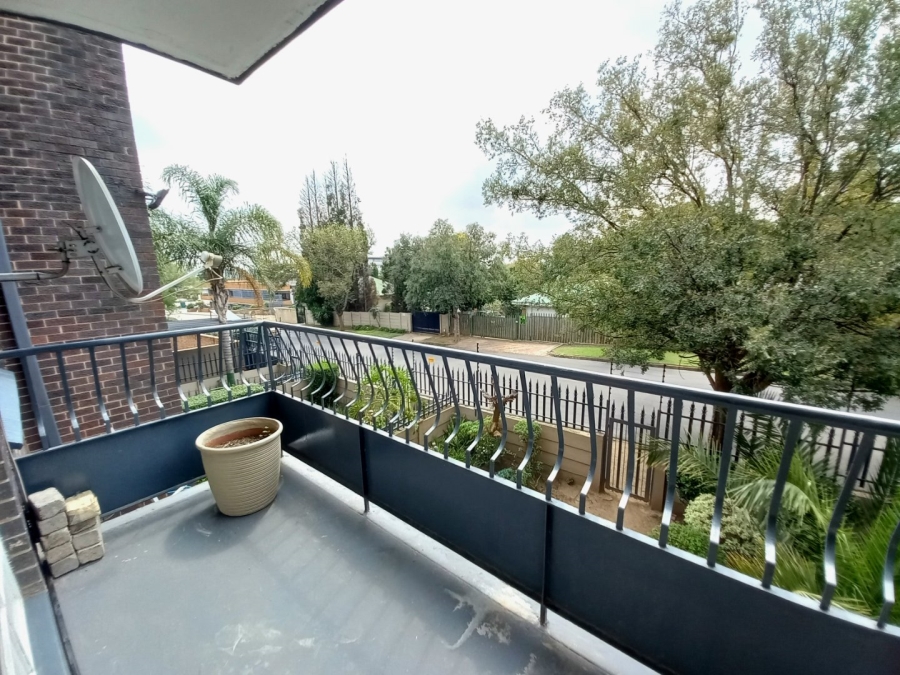 1 Bedroom Property for Sale in Edenvale Central Gauteng