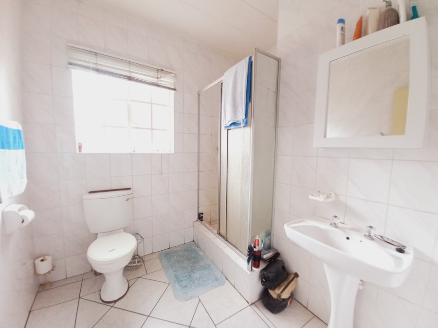 2 Bedroom Property for Sale in Eden Glen Gauteng