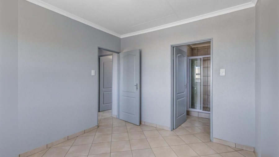3 Bedroom Property for Sale in Windmill Park Gauteng