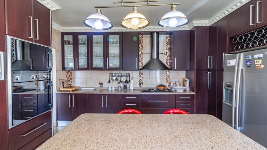 3 Bedroom Property for Sale in Mulbarton Gauteng