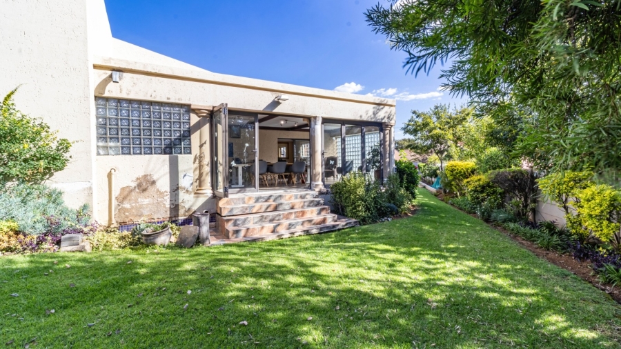 3 Bedroom Property for Sale in Mulbarton Gauteng