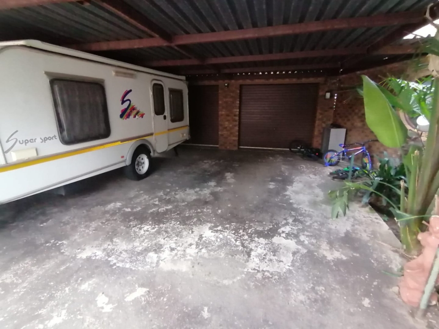 3 Bedroom Property for Sale in Bonaero Park Gauteng