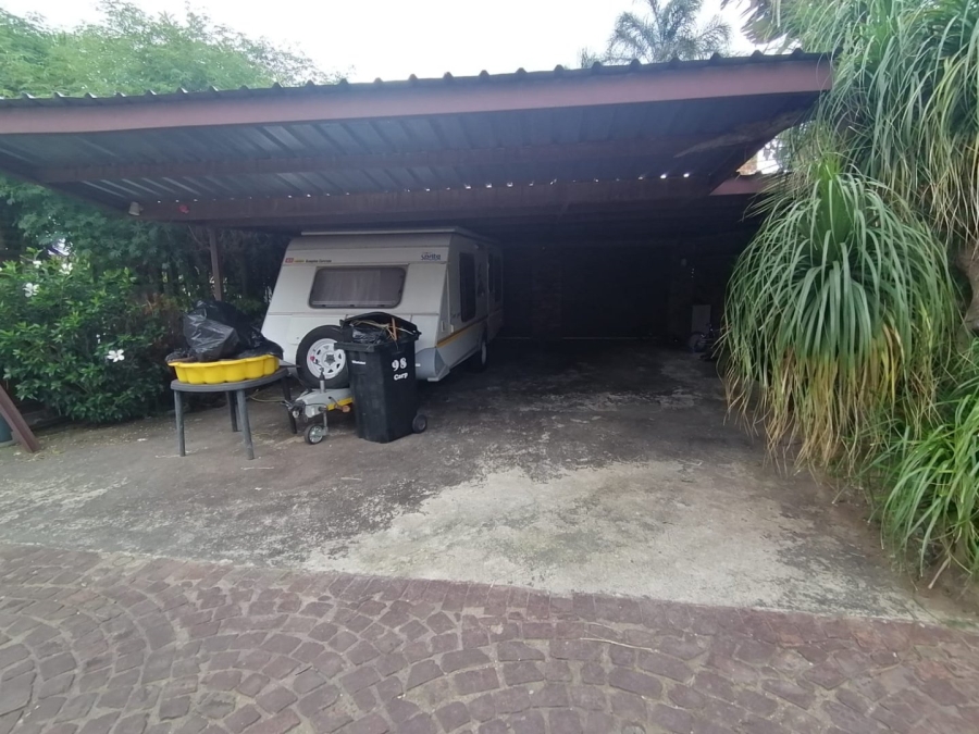 3 Bedroom Property for Sale in Bonaero Park Gauteng