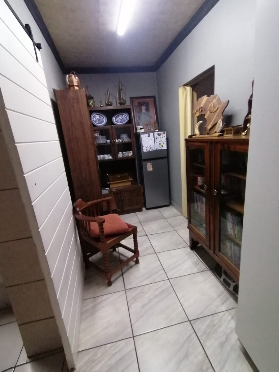 3 Bedroom Property for Sale in Bonaero Park Gauteng