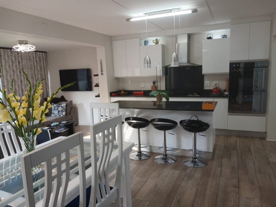 3 Bedroom Property for Sale in Kyalami Hills Gauteng