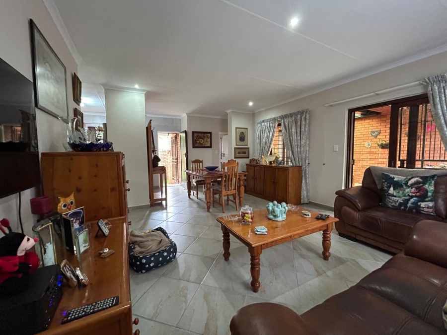 2 Bedroom Property for Sale in Eco Park Gauteng