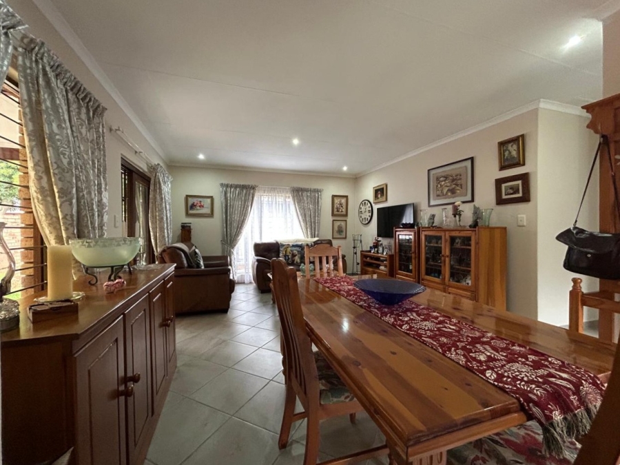 2 Bedroom Property for Sale in Eco Park Gauteng