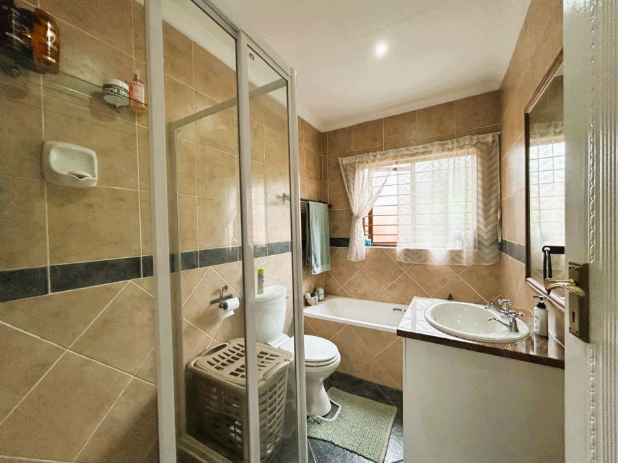 2 Bedroom Property for Sale in Eco Park Gauteng