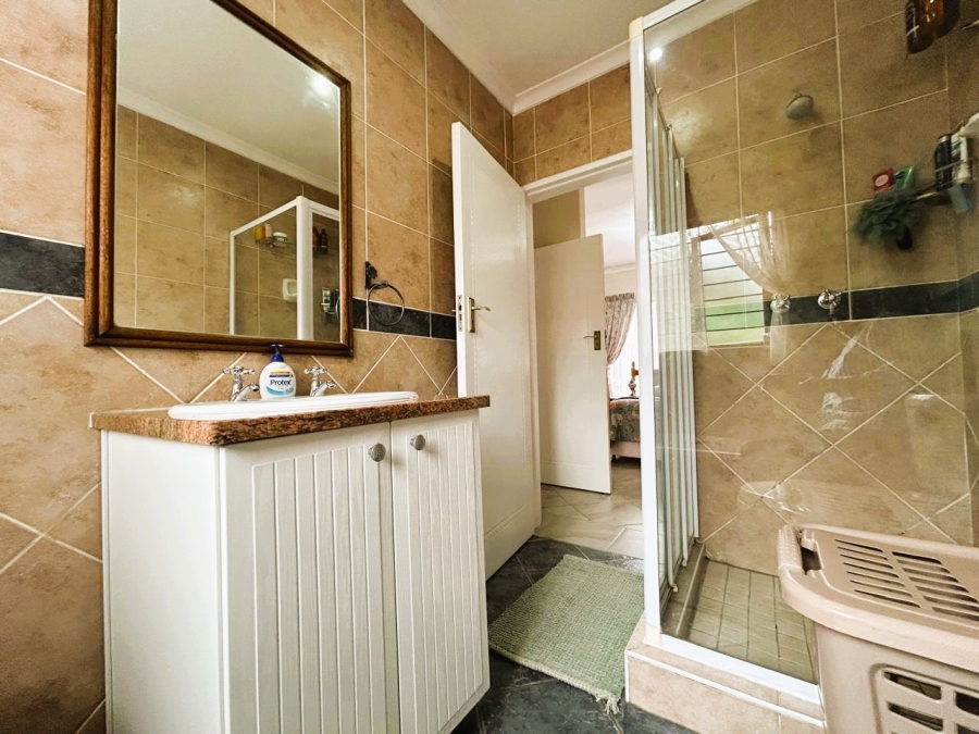 2 Bedroom Property for Sale in Eco Park Gauteng