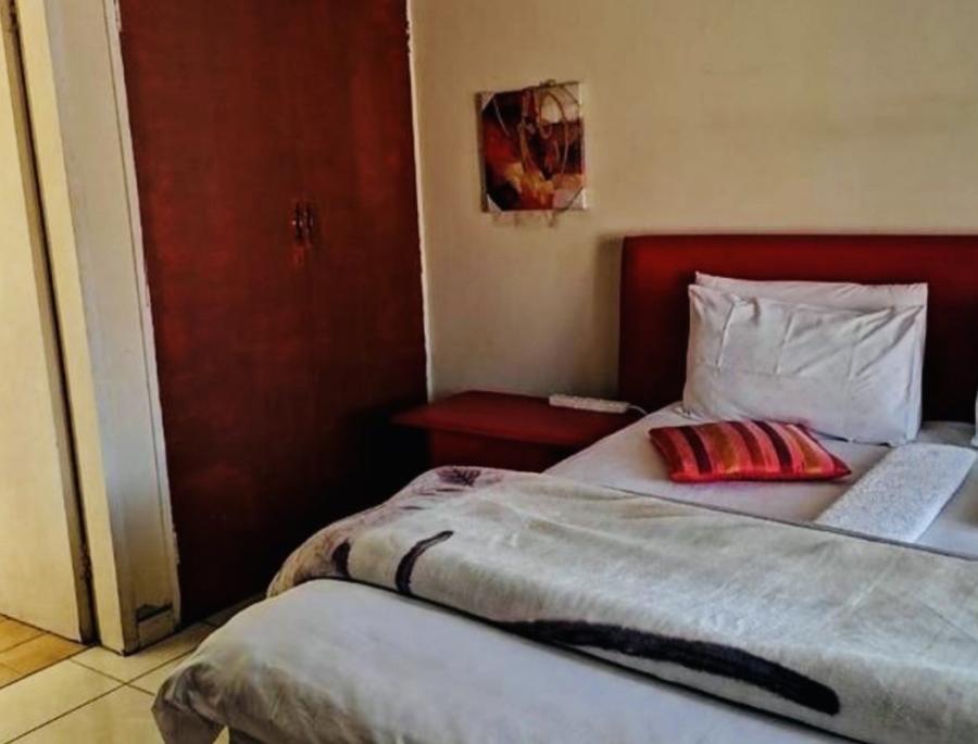 3 Bedroom Property for Sale in Bezuidenhout Valley Gauteng