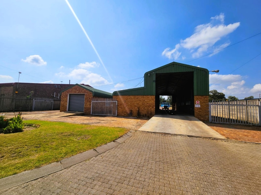 Commercial Property for Sale in Vorsterskroon Gauteng