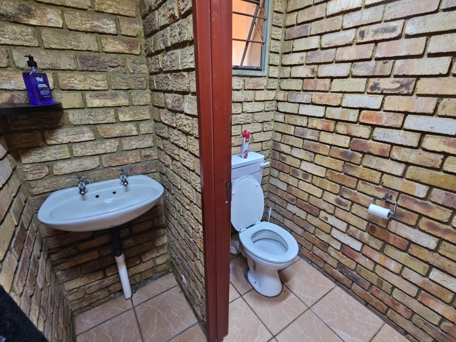 Commercial Property for Sale in Vorsterskroon Gauteng