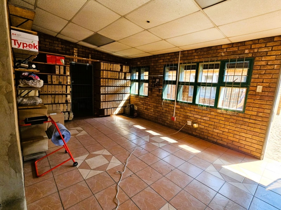 Commercial Property for Sale in Vorsterskroon Gauteng
