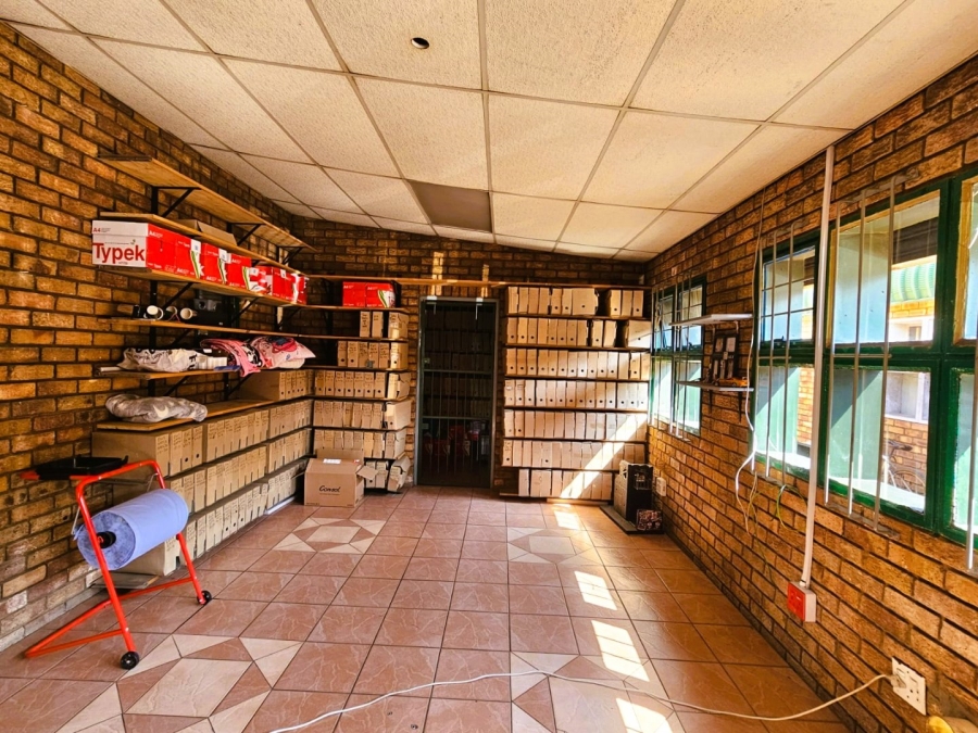 Commercial Property for Sale in Vorsterskroon Gauteng
