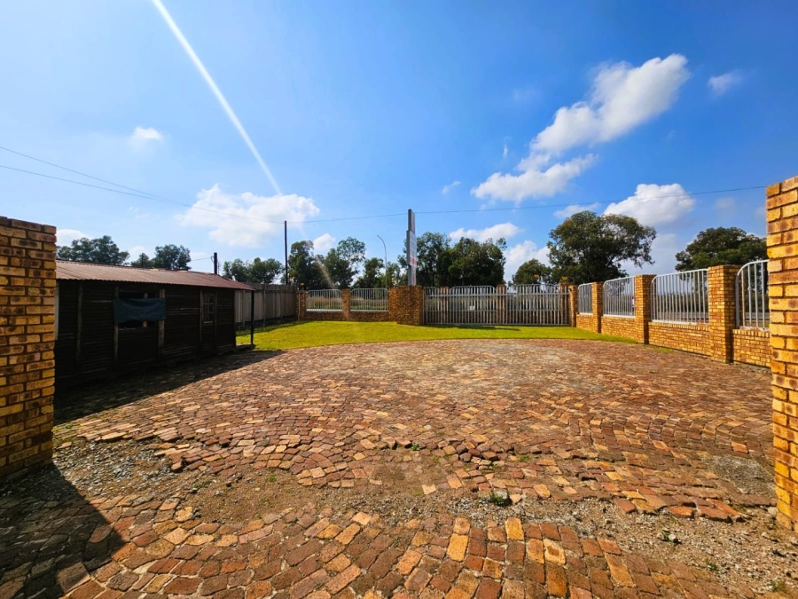 Commercial Property for Sale in Vorsterskroon Gauteng