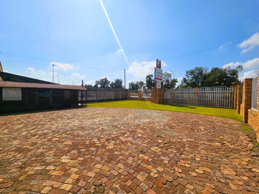 Commercial Property for Sale in Vorsterskroon Gauteng