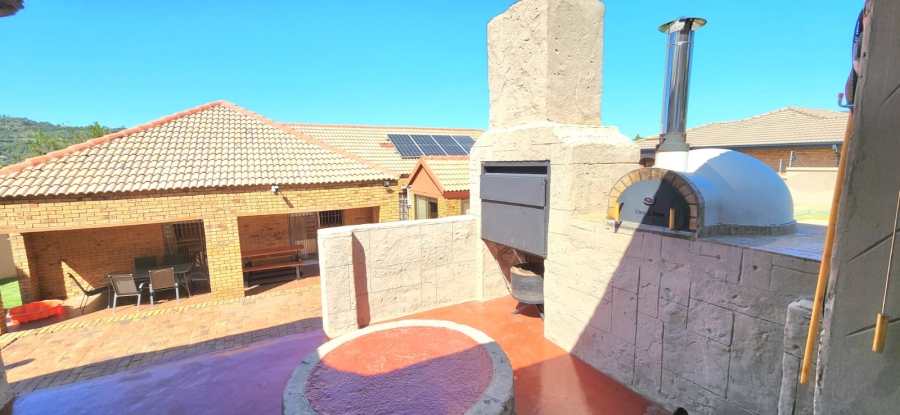 5 Bedroom Property for Sale in Winchester Hills Gauteng