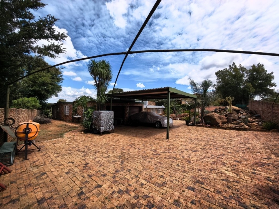 4 Bedroom Property for Sale in Vaal Marina Gauteng