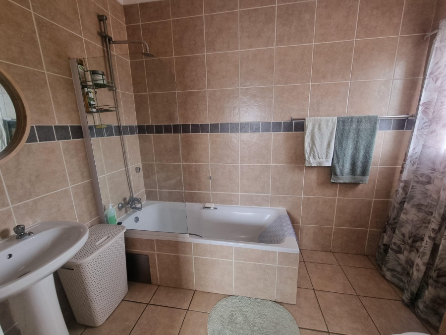 1 Bedroom Property for Sale in Paramount Estate Gauteng