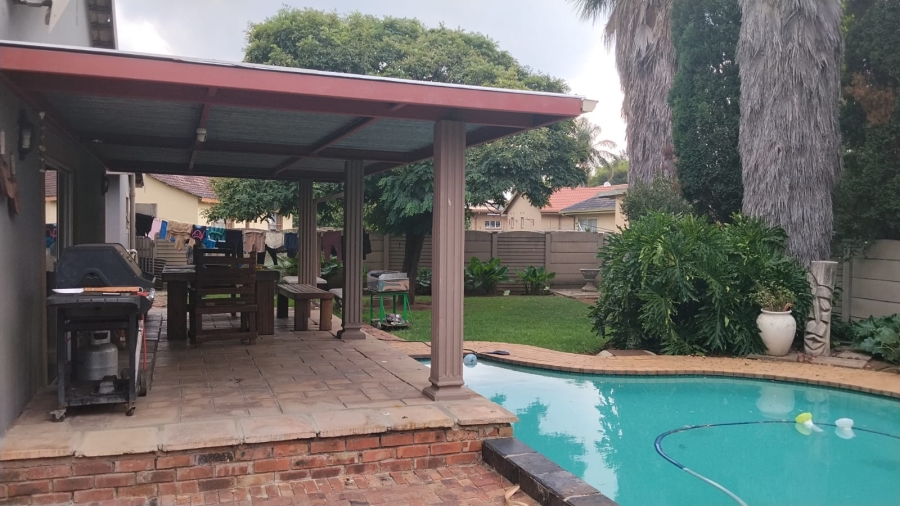 To Let 3 Bedroom Property for Rent in Vanderbijlpark SE 2 Gauteng