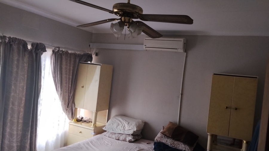 To Let 3 Bedroom Property for Rent in Vanderbijlpark SE 2 Gauteng