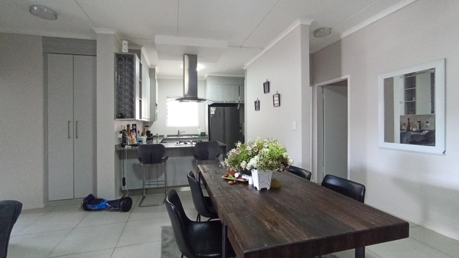 3 Bedroom Property for Sale in Erand Gardens Gauteng