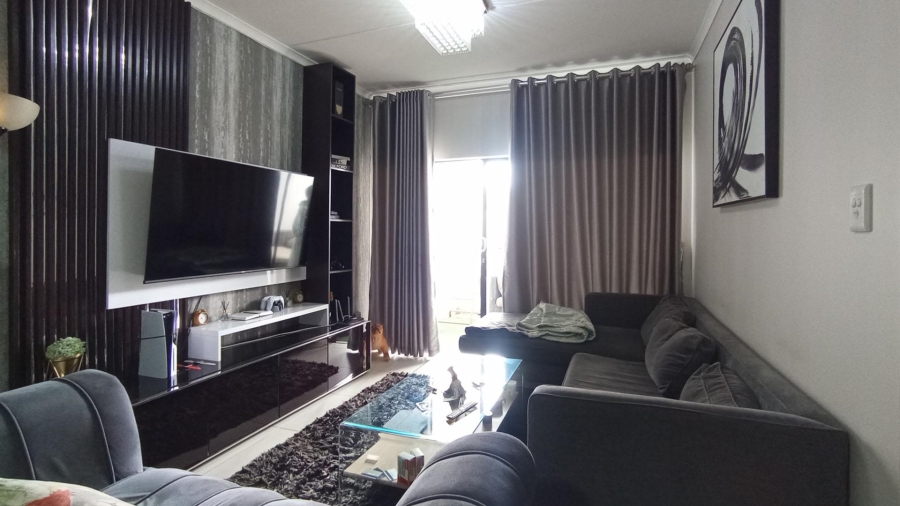 3 Bedroom Property for Sale in Erand Gardens Gauteng
