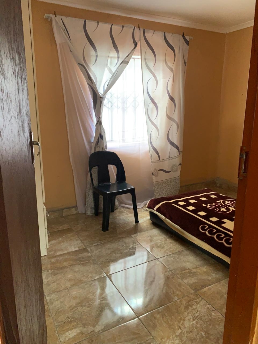 To Let 1 Bedroom Property for Rent in Daveyton Gauteng